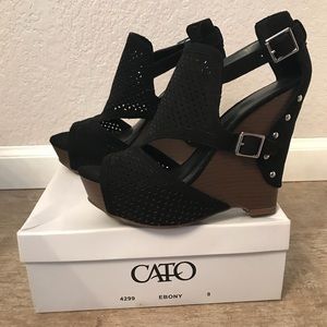 Black Open-Toe Wedged Sandals